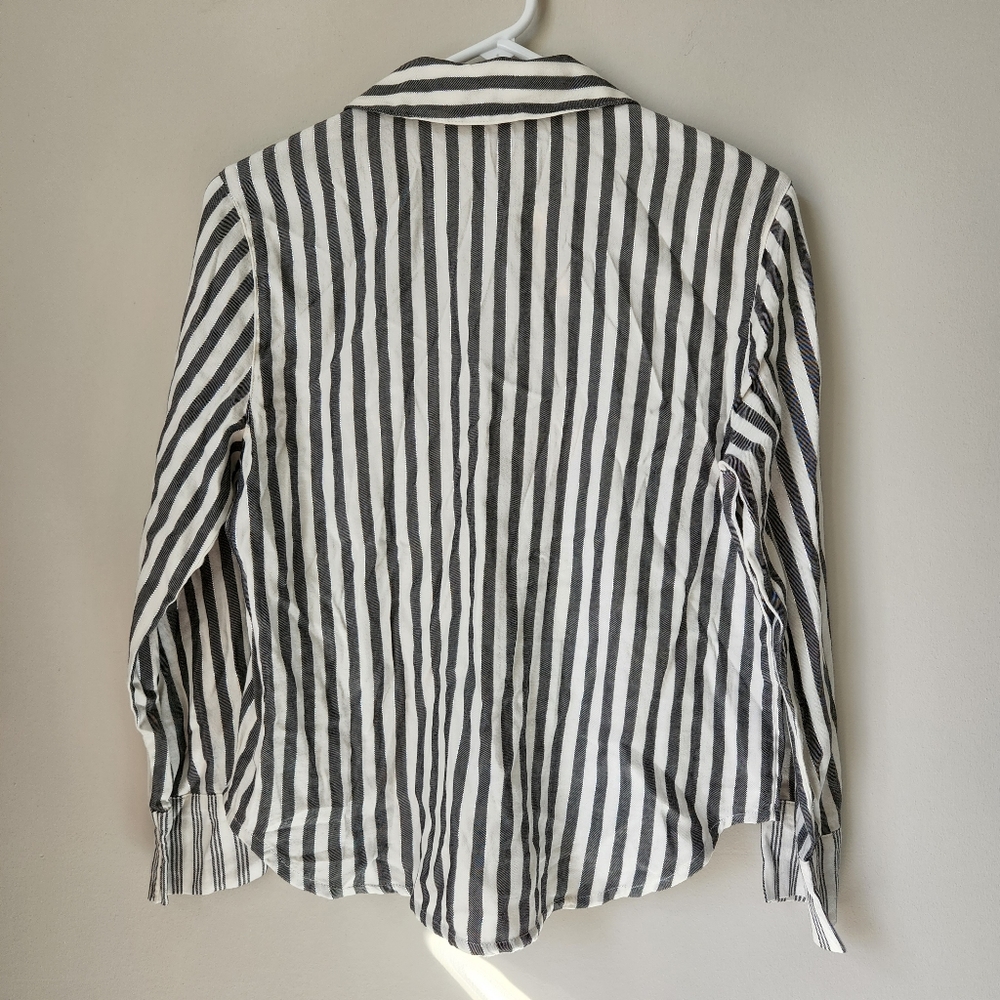 VICTORIA'S SECRET pj top - Picture 3 of 6